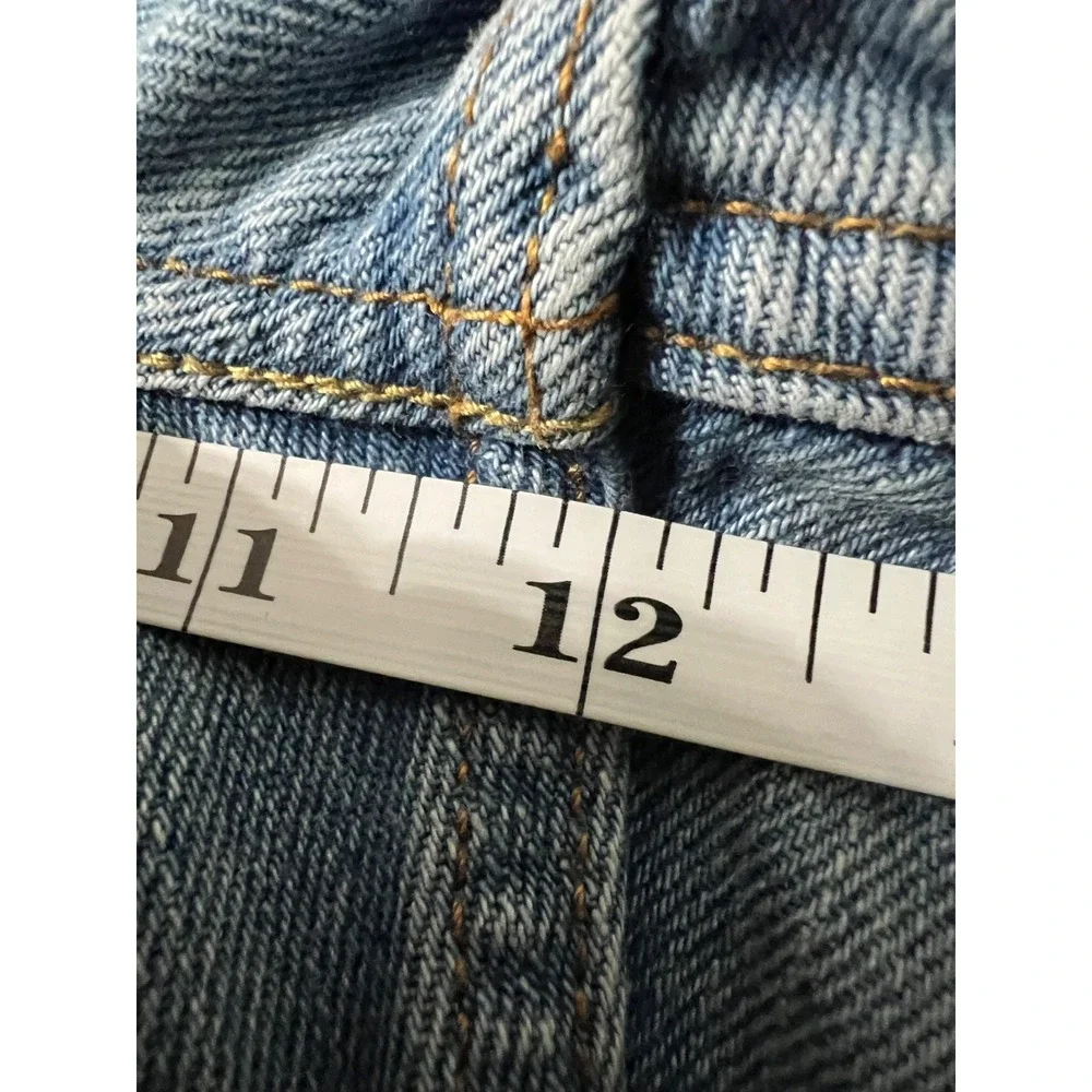 Levis these classic